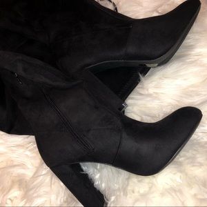 thigh high boots 🥰